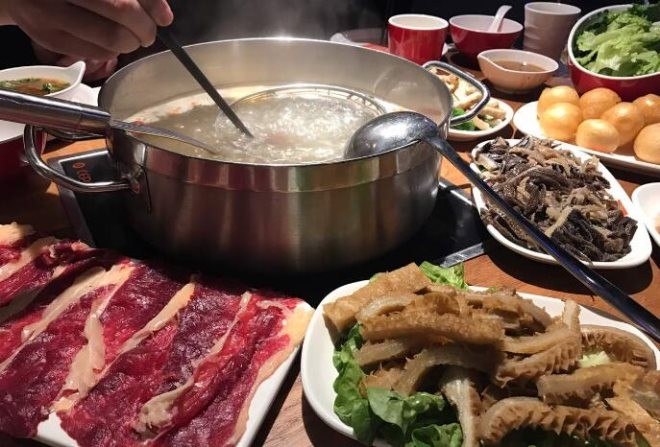 阿翔鲜牛肉火锅加盟