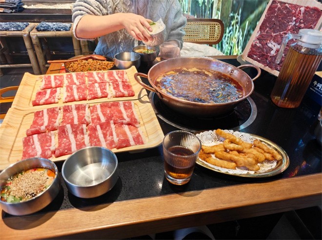 喜六爷酸菜牛肉火锅