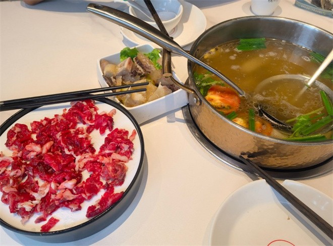 贵五爷黄牛肉火锅