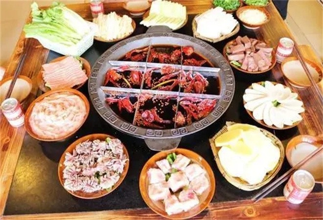 洞顶人火锅加盟