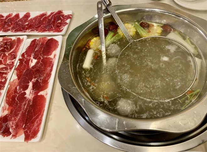 厨鼎记鲜货火锅