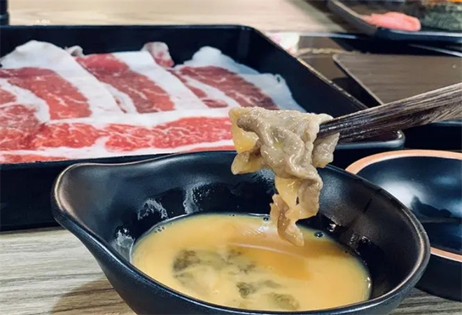晓露日式寿喜烧火锅加盟 晓露日式寿喜烧火锅加盟