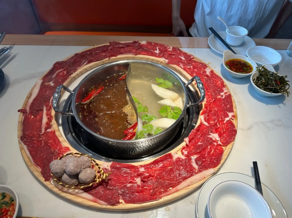四盈牛馆潮汕牛肉火锅