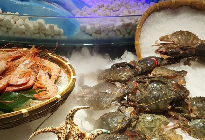 伊尹海鲜自助火锅 伊尹海鲜自助火锅