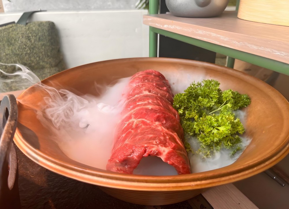 牛上市潮汕牛肉火锅