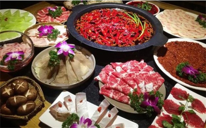 景伊味老火锅