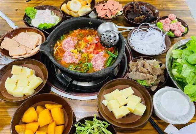 黔三一夺夺粉火锅加盟