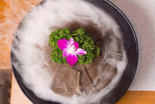 渝岸花开老火锅
