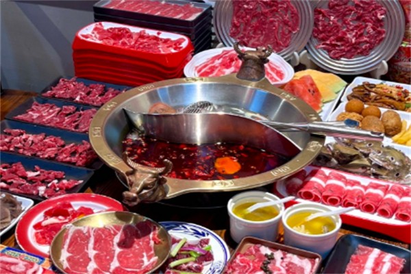 潮牛汇集牛肉火锅加盟