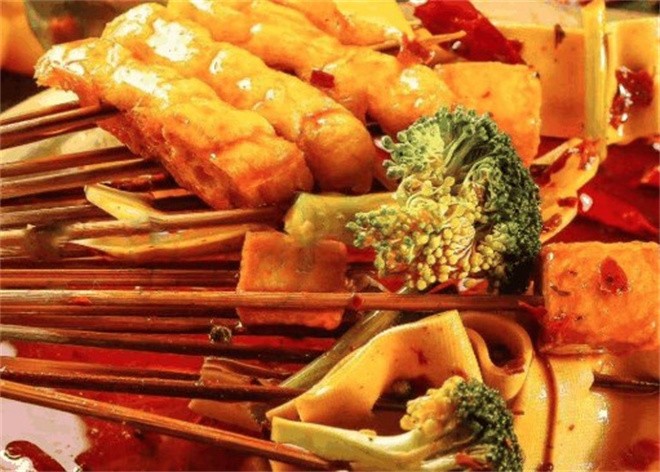 佰人王串串香火锅