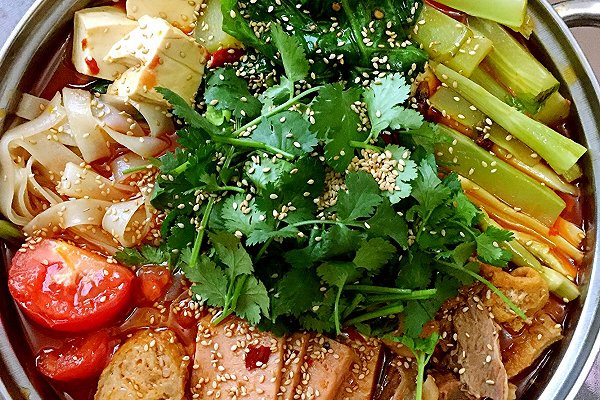杨圆福麻辣烫加盟