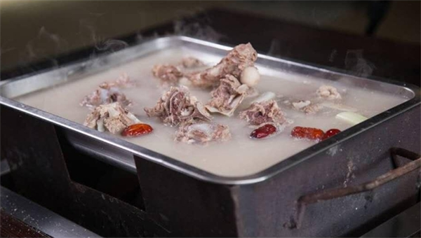 符氏鲜羊肉碳炉加盟
