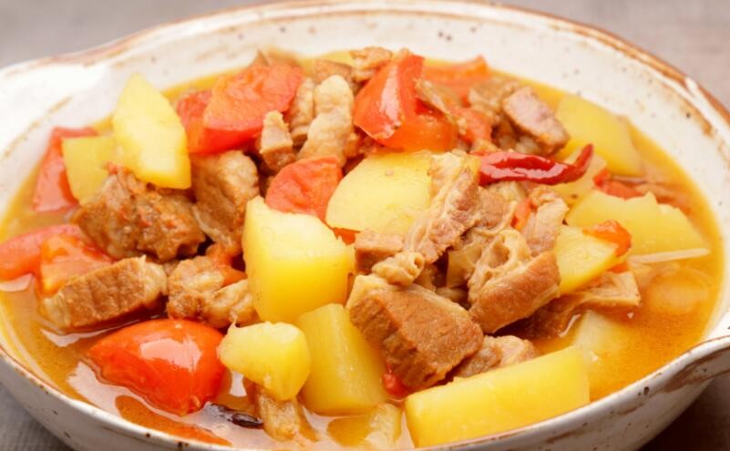 土豆牛腩煲加盟