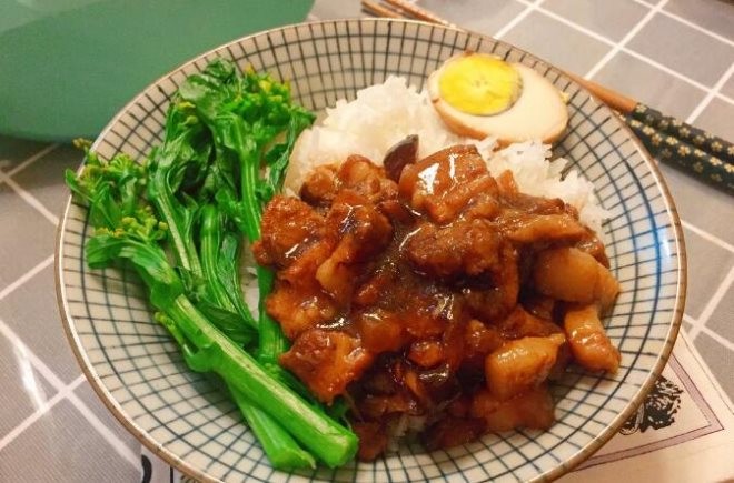 台式牛肉饭加盟