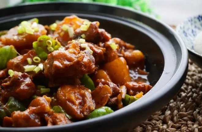 正宗黄焖鸡米饭加盟