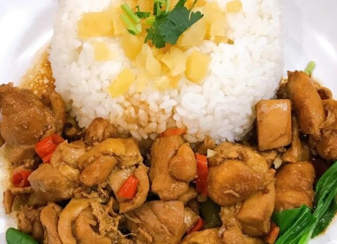 三杯鸡米饭加盟