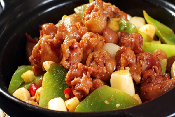 一人食黄焖鸡米饭加盟