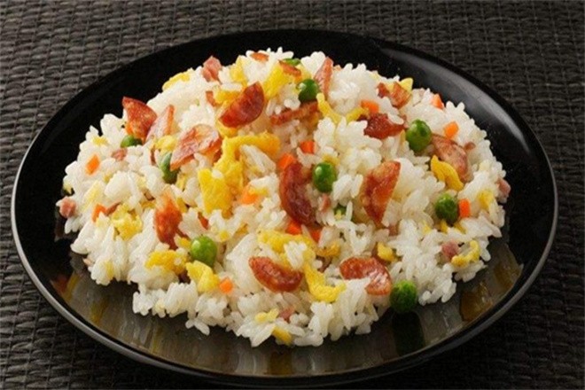 一家被炒面耽误的炒饭店