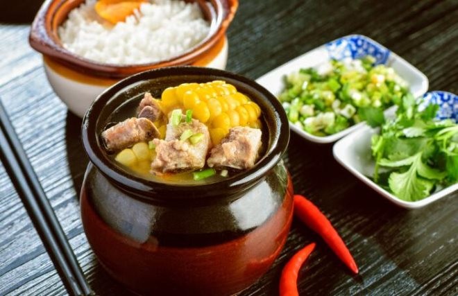 百变大咖瓦罐饭加盟