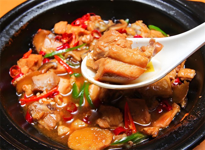 咱家味道黄焖鸡米饭