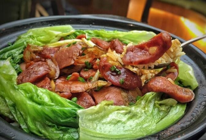港式炭火煲仔饭加盟