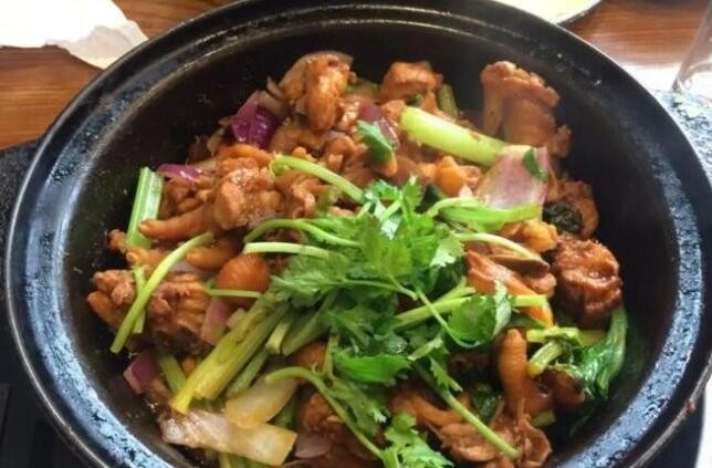 锅员外重庆鸡公煲