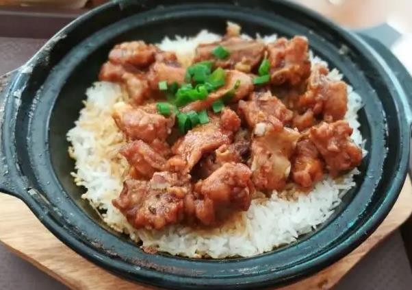 酱大骨煲仔饭加盟