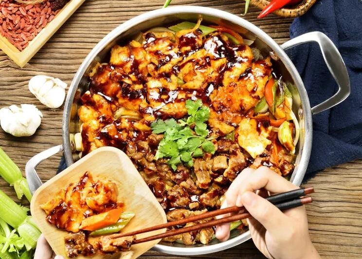 皇满福三汁焖锅