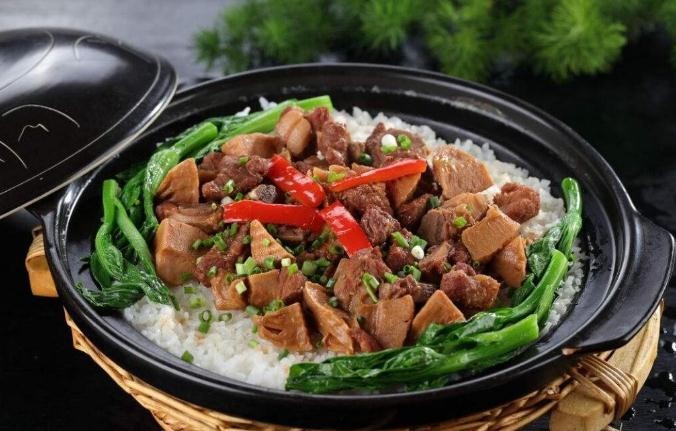 鲍大叔煲仔饭