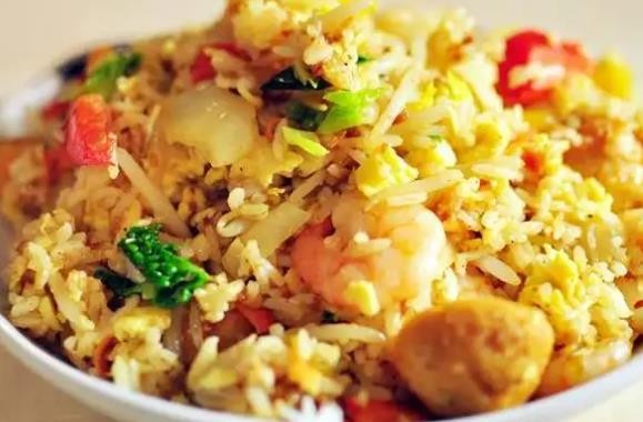 抖少年海鲜炒饭加盟