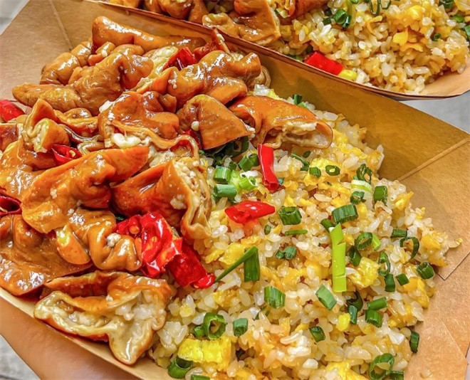 鲁淳淳炒饭吧