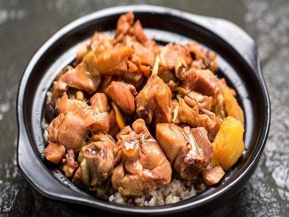 满聚福黄焖鸡米饭