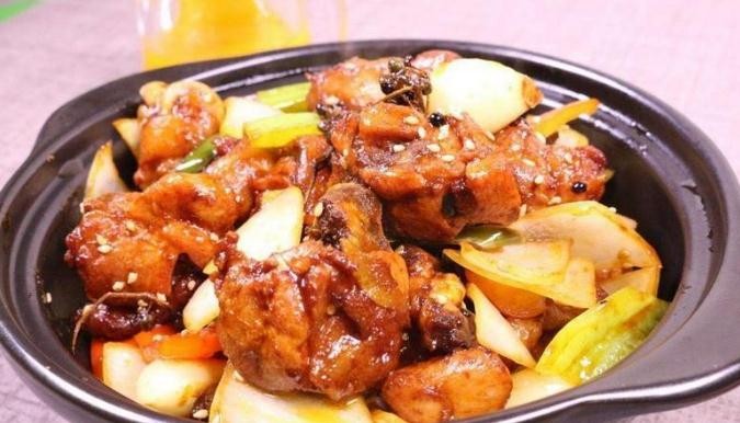 聚味美黄焖鸡米饭