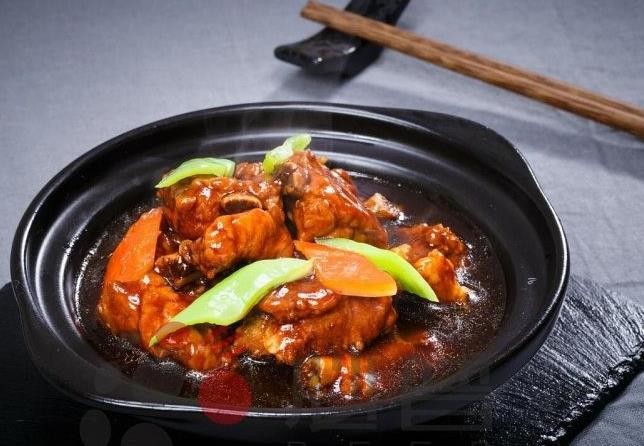 口福斋黄焖鸡