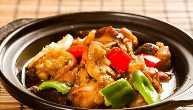 老友记黄焖鸡米饭
