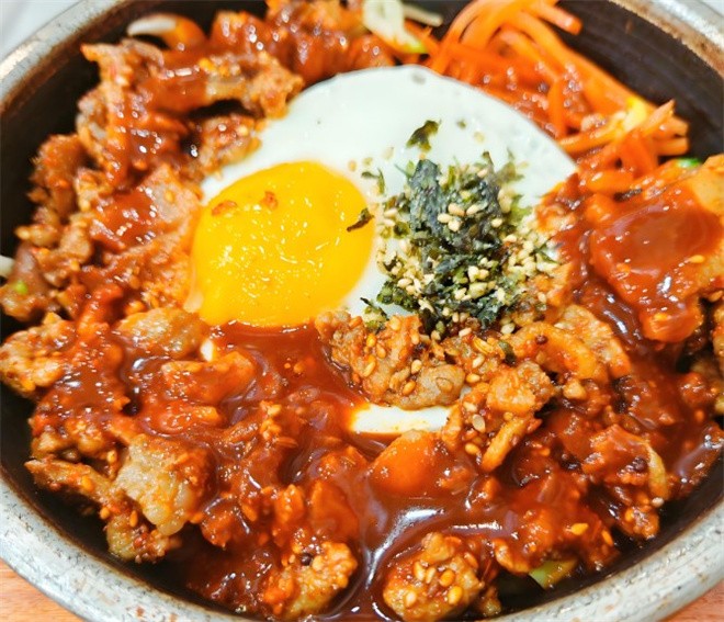 奇妙烤肉拌饭