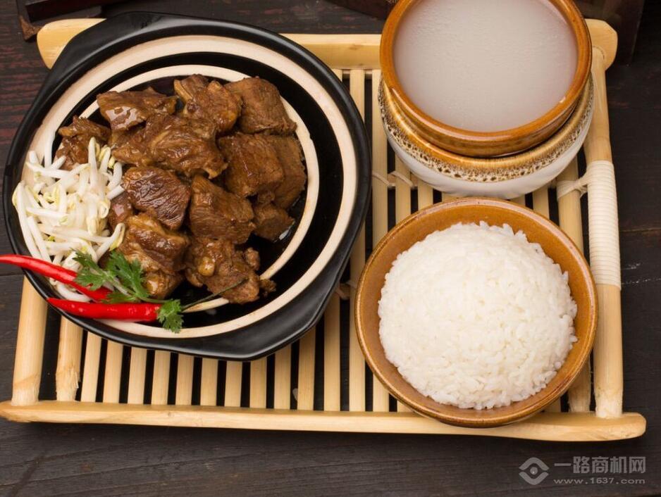 喜喃牛腩饭加盟
