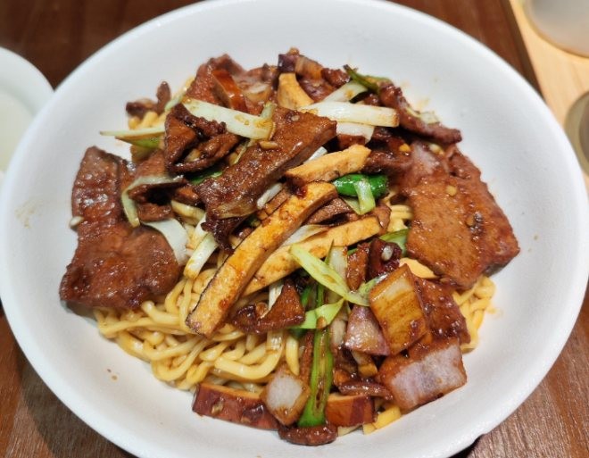 春久现炒浇头面饭加盟