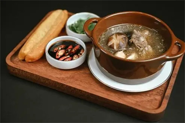 食上吉肉骨茶加盟