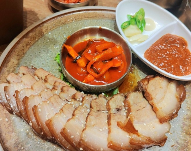 孔德洞真味韩国料理加盟