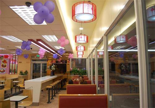 客必乐中式快餐加盟
