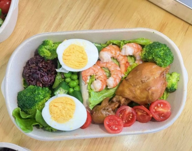 轻食减脂餐厅加盟