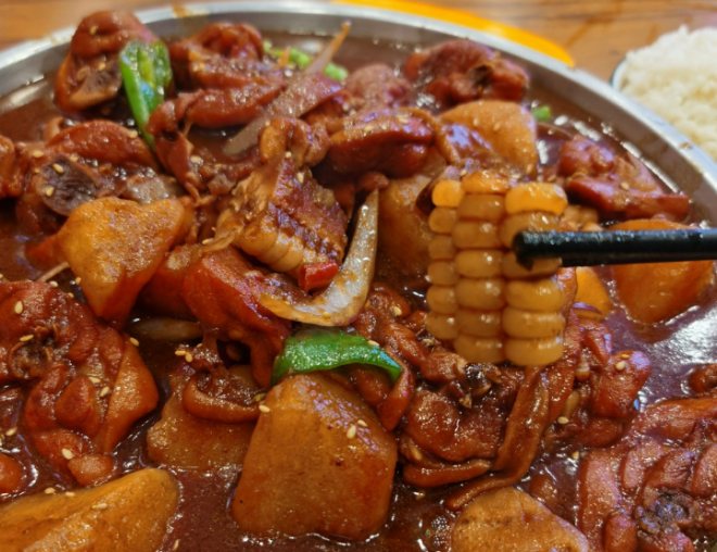 锅博士香炒鸡米饭加盟
