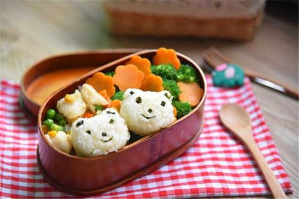 饭先森便当加盟