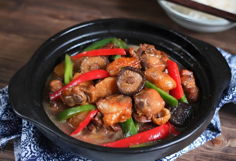 甲甲旺黄焖鸡米饭