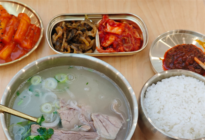 三合牛肉汤饭 三合牛肉汤饭