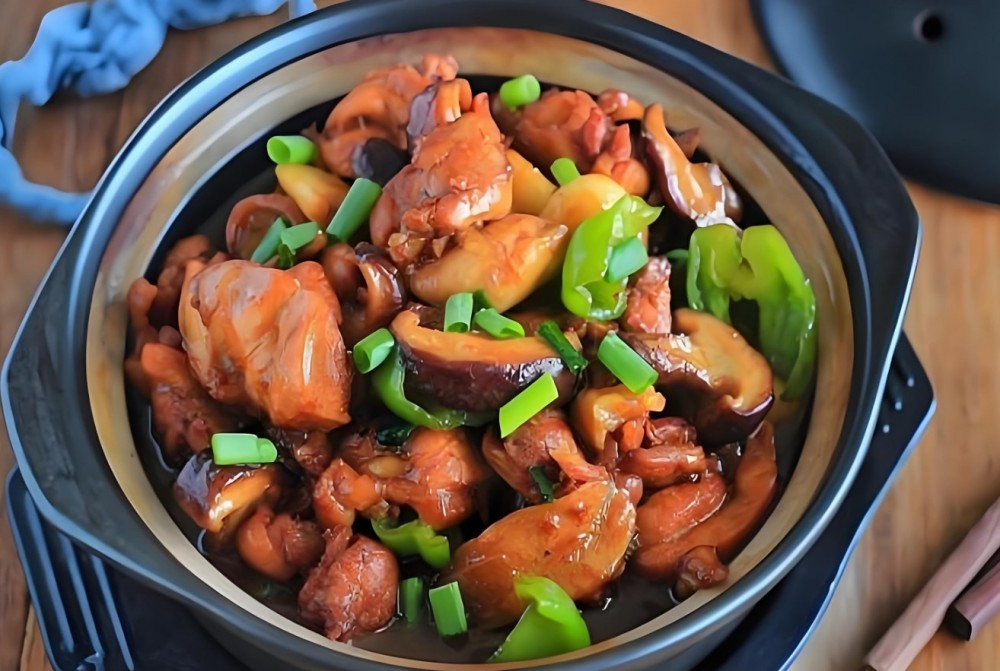 焖天下黄焖鸡米饭