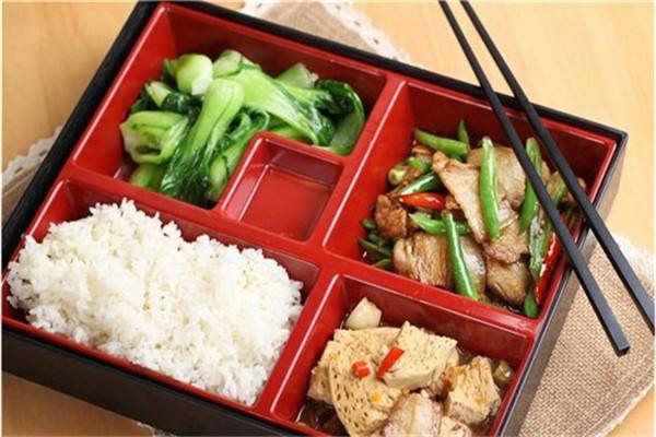 川叔厨房中式快餐加盟