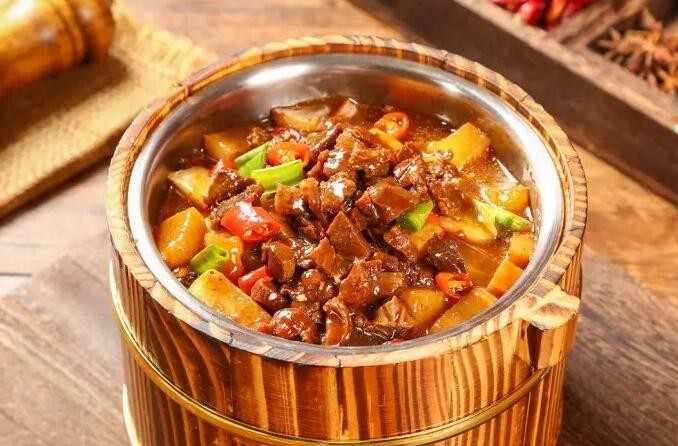 桶天香木桶饭