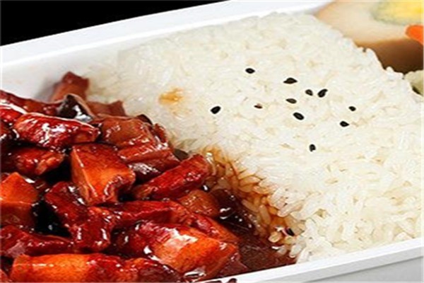 满囤五谷香快餐加盟